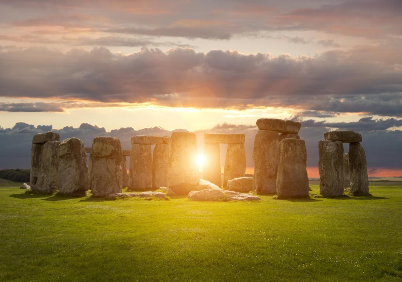 Double Award Winning 1700'S Grd 2 Listed Cottage Near Stonehenge Amesbury Esterno foto